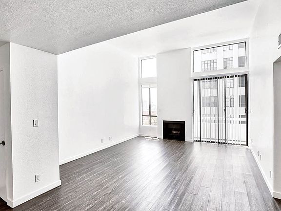 5th image of 6651 Franklin Ave APT 105
