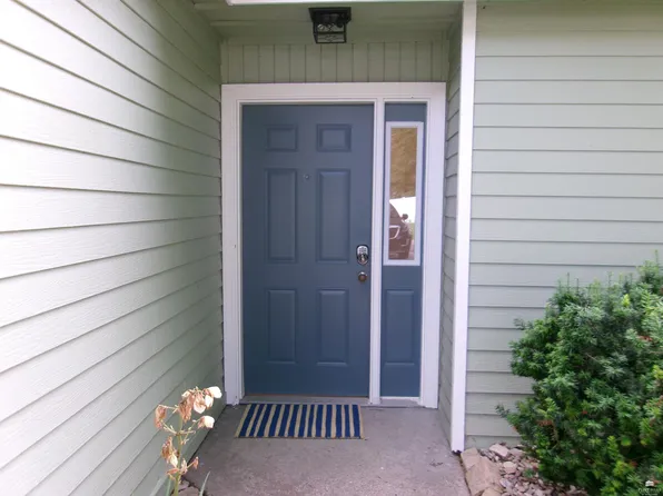 2426 Galloway Dr, Manhattan, KS 66502