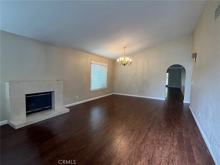 611 Silver Bridle Rd — Photo 2