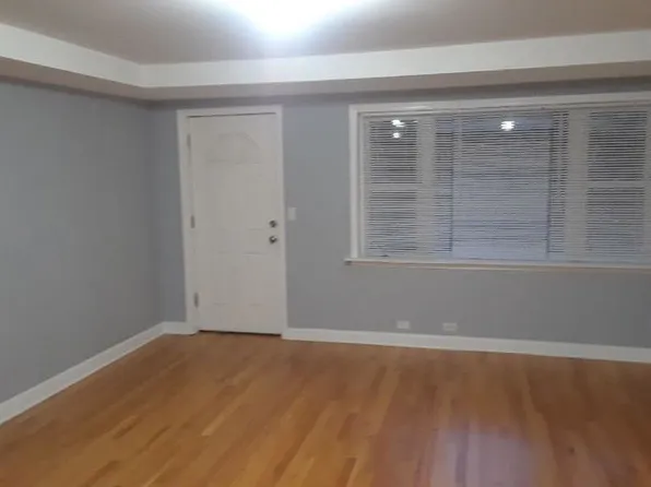 2636 W Foster Ave APT 103, Chicago, IL 60625