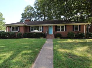625 Dogwood Ln, Suffolk, VA 23434