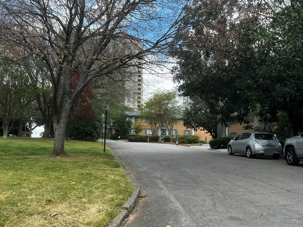 3060 Pharr Court North NW, Atlanta, GA 30305