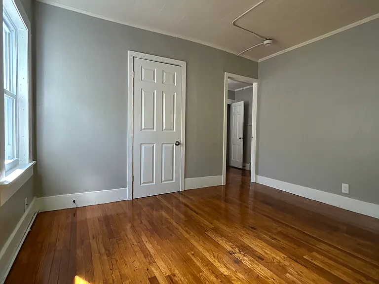 38 Prince Ave #B — Photo 17