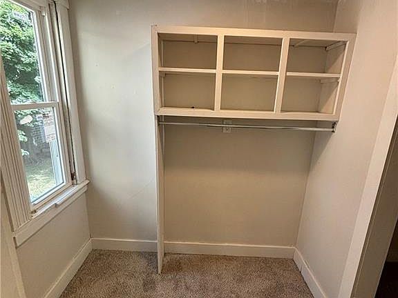 3rd image of 82 Harper St