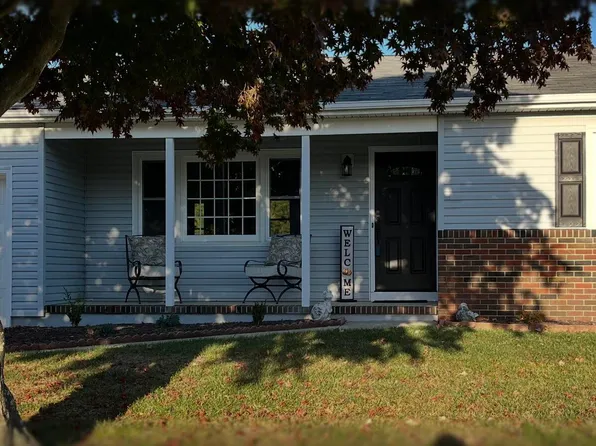 2 Hampshire Road, Toms River, NJ 08757