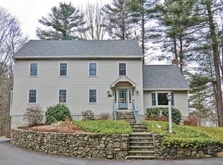 471 North St, Walpole, MA 02081