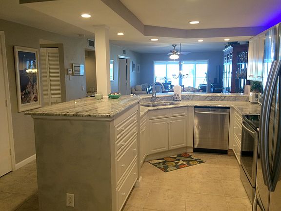 2nd image of 1026 Flamevine Ln APT 404