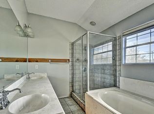 1403 Lantern Light Dr, Round Rock, TX 78681