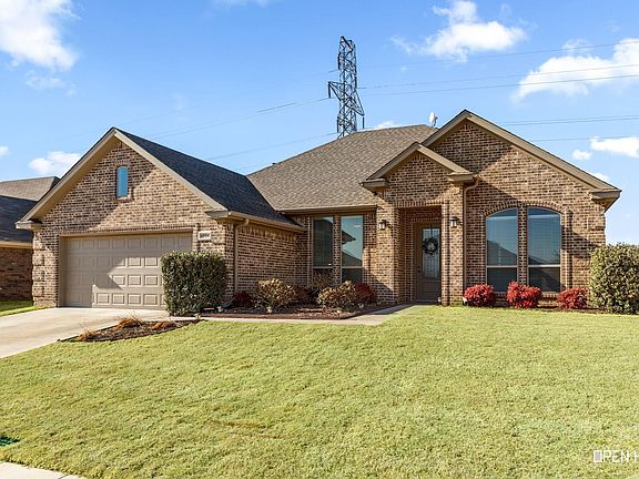 3rd image of 4804 Lombardi Ln