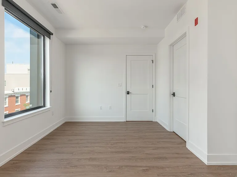 1525 Ridge Ave #304A — Photo 9