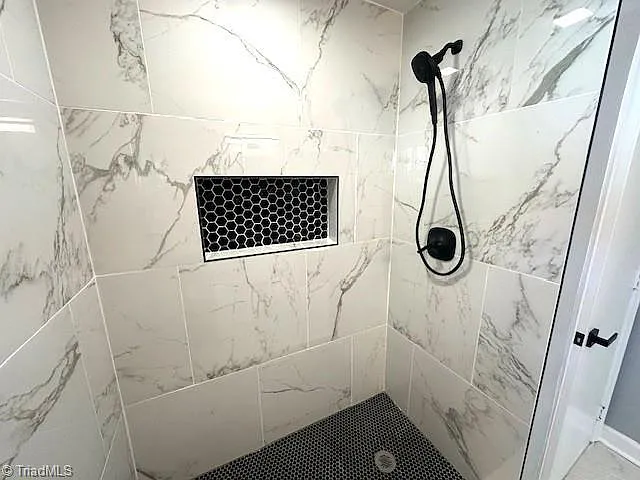 2062 K Court Ave — Photo 11