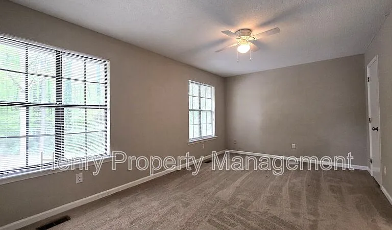 4265 The Oaks Dr — Photo 18