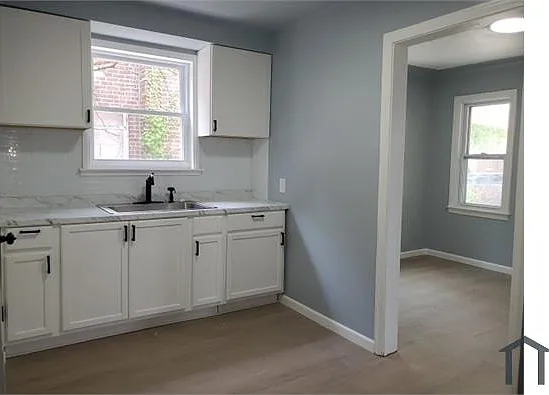 3 bed, $1,450 — Photo 2