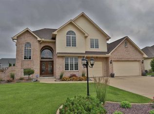 534 Stoneway Dr, Morton, IL
