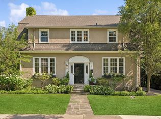 1168 Hamptondale Ave, Winnetka, IL 60093