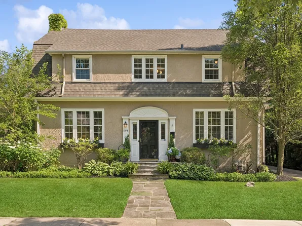 1168 Hamptondale Rd, Winnetka, IL 60093