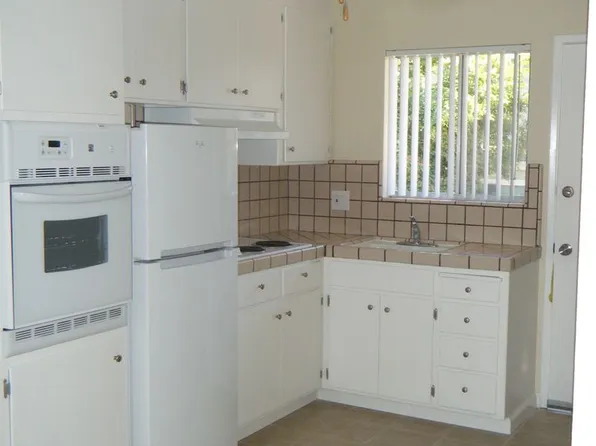 040 - Mariposa Apts, 260 Mariposa Ave APT 12, Mountain View, CA 94041