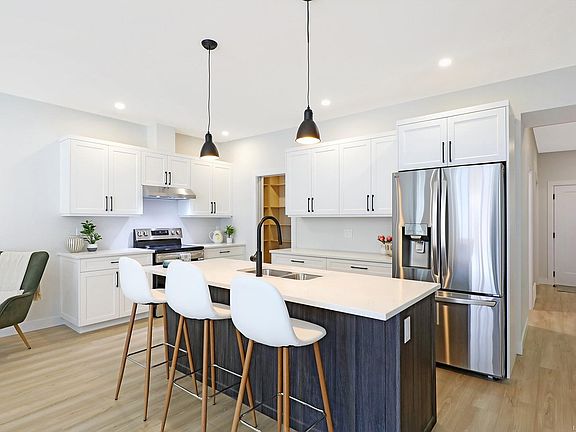 2nd image of 1505 Croation Rd #16