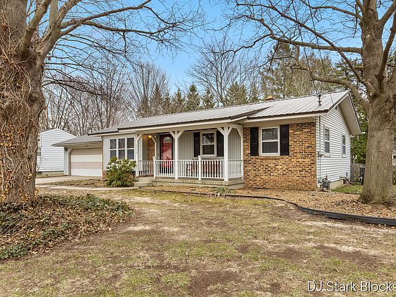 2nd image of 7154 Westwood Dr