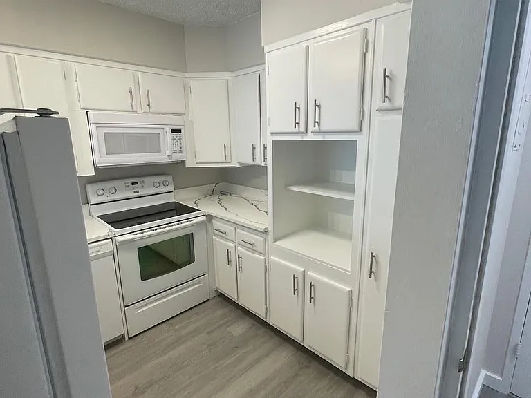 3600 Galt Ocean Dr — Photo 9