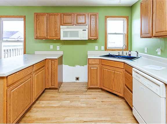 2nd image of 311 N 16th St