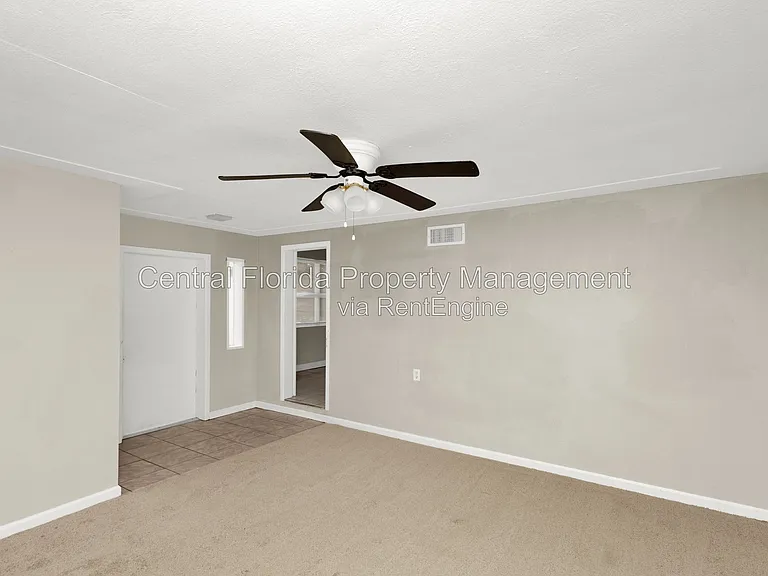 226 S Hill Ave — Photo 11