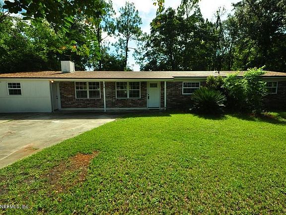 3rd image of 574 Madeira Dr