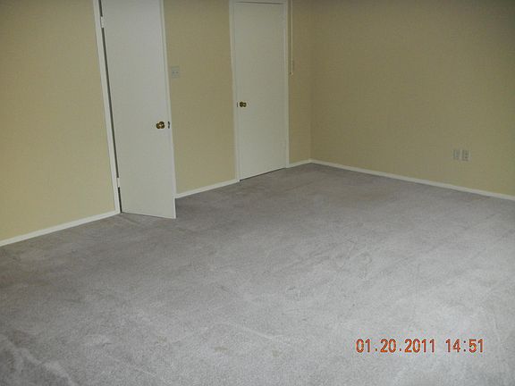 5th image of 8561 Meadow Parkway Dr