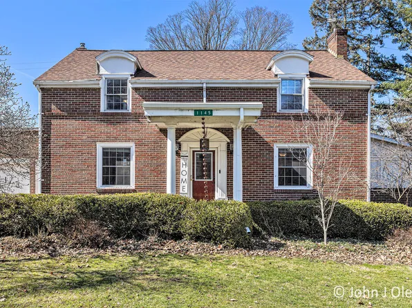 1145 Allison Ave NW, Grand Rapids, MI 49534