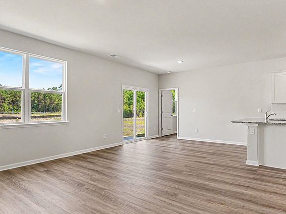 5th image of 1039 Autumn Maple Dr