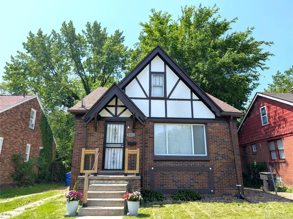 9221 Grayton St, Detroit, MI 48224