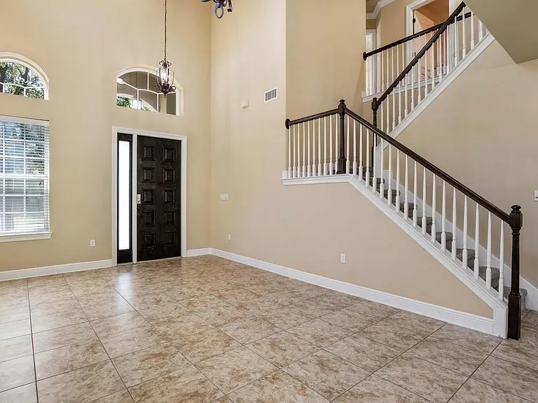 106 Dominica Ct — Photo 5