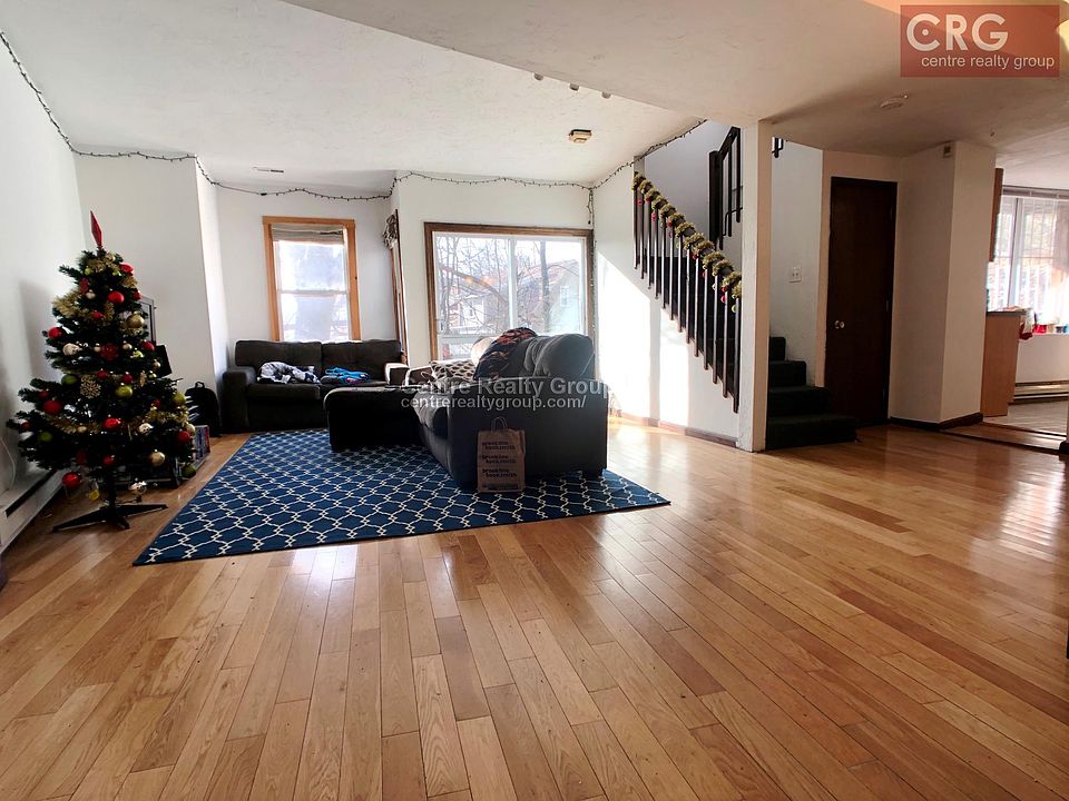 1st image of 89 Sheridan St #1