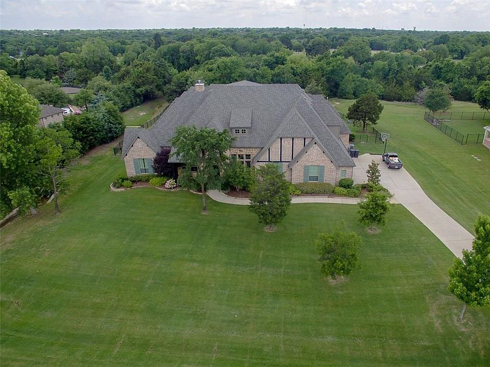 1st image of 2726 Wolf Creek Dr