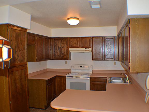 2nd image of 10419 Casador Del Oso NE