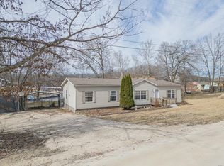 585 El Lago Cir, Climax Springs, MO 65324