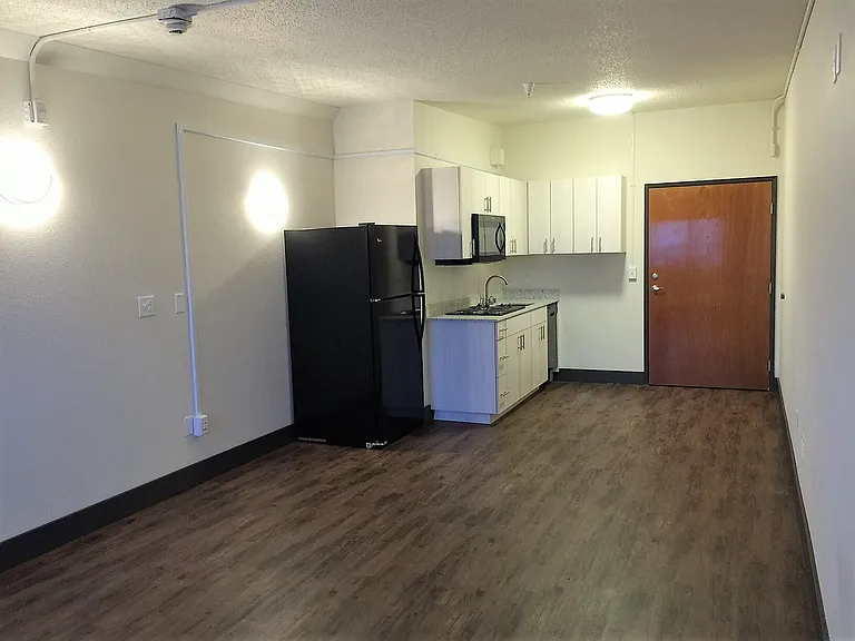 726 N Markeson St — Photo 5