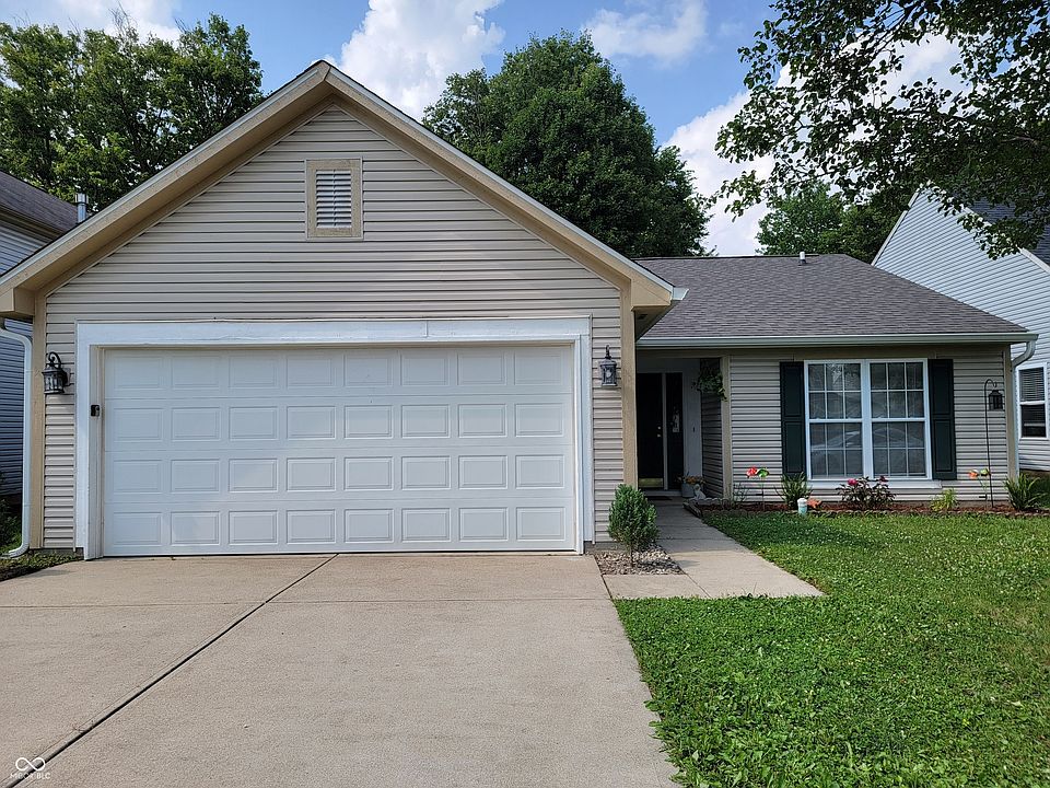 1st image of 3344 Montgomery Dr