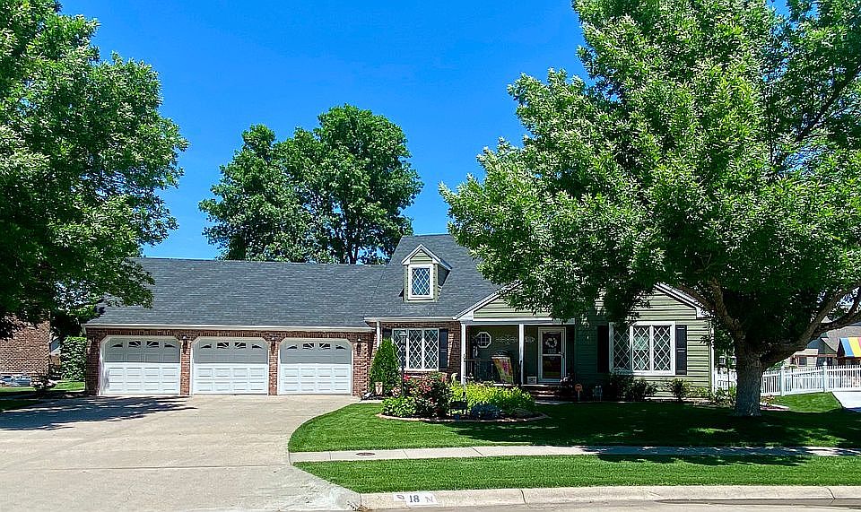 1st image of 18 Kings Ct