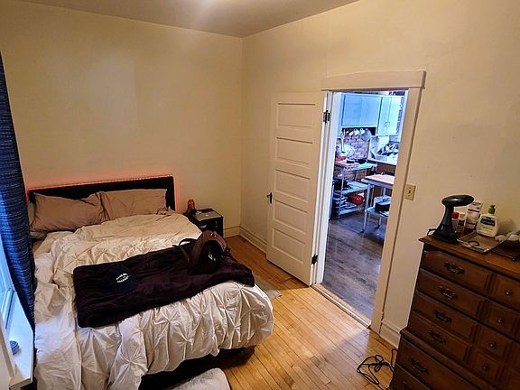 2nd image of 3456 W Belmont Ave