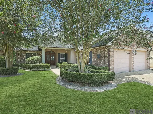 17902 Grand Cypress Creek Ave, Baton Rouge, LA 70810