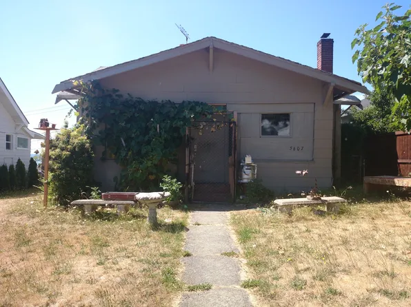 5607 46th Ave SW, Seattle, WA 98136