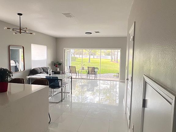 2nd image of 10947 Savannah Wood Dr #164