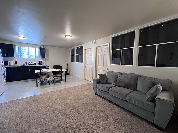 3rd image of 4828 McKinley Ave #1B