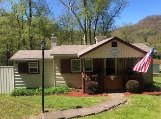 536 Caine Rd, Weedville, PA 15868