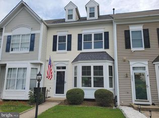 3983 Hartlake St, Woodbridge, VA 22192