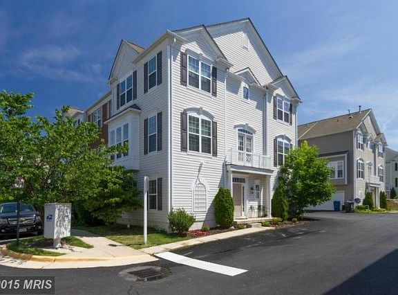 2nd image of 5015 Cool Fountain Ln