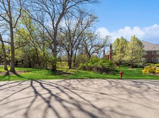74 Hillburn Ln, North Barrington, IL