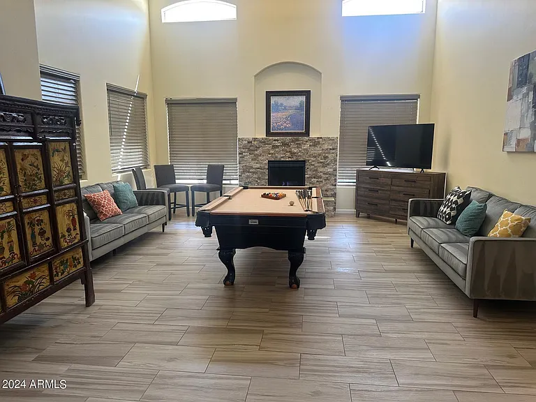 2715 W Cheyenne Dr — Photo 23