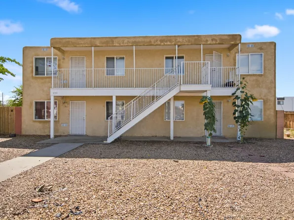 229 Hanosh Ct SE #4, Albuquerque, NM 87123